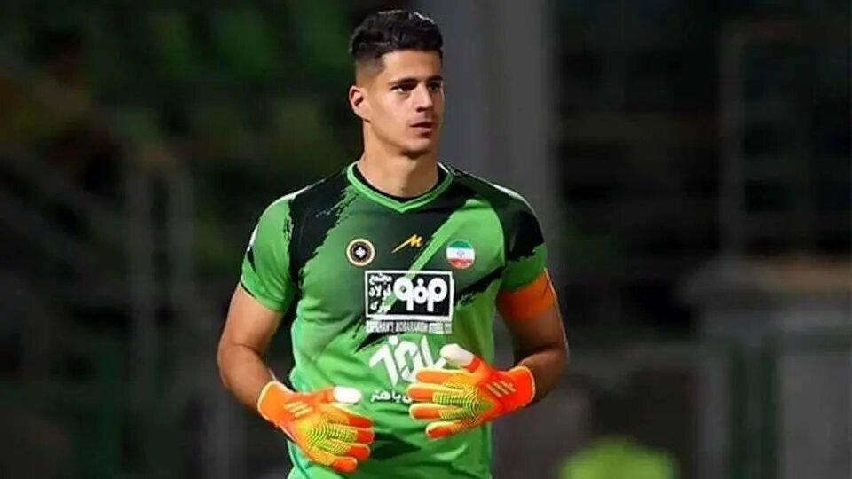 پرسپولیس ستاره سپاهان را شکار کرد ستاره سپاهان به پرسپولیس پیوست