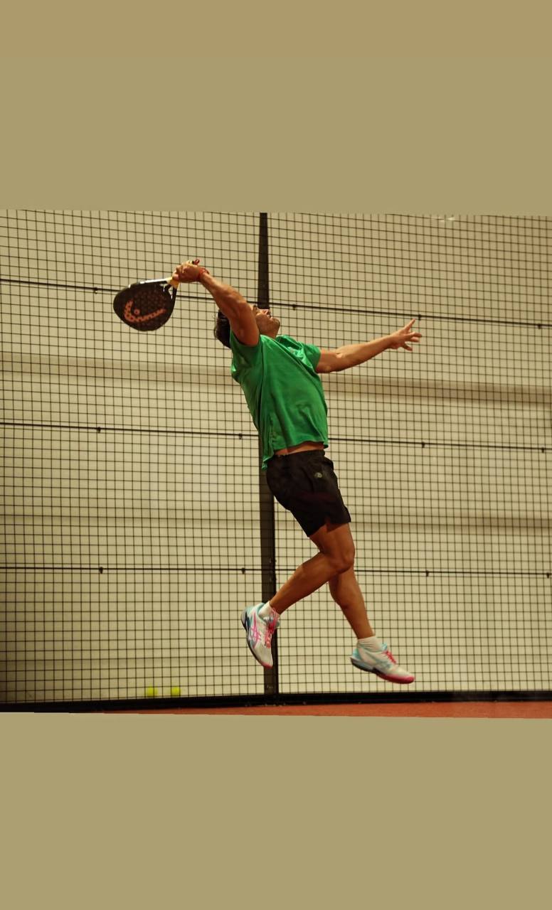 محمدرضا گلزار