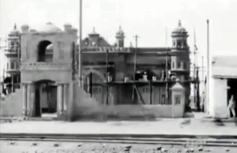 مسجد رنگونی‌ها