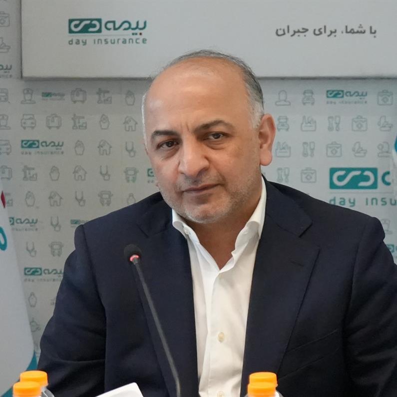 باشگاه بیمه گران گزارش میدهد/ مدیرعامل بیمه دی: روابط عمومی بیمه باید پلی فیمابین بیمهگران و بیمهگذاران باشد باشگاه بیمه گران گزارش میدهد/ مدیرعامل بیمه دی: روابط عمومی بیمه باید پلی فیمابین بیمهگران و بیمهگذاران باشد