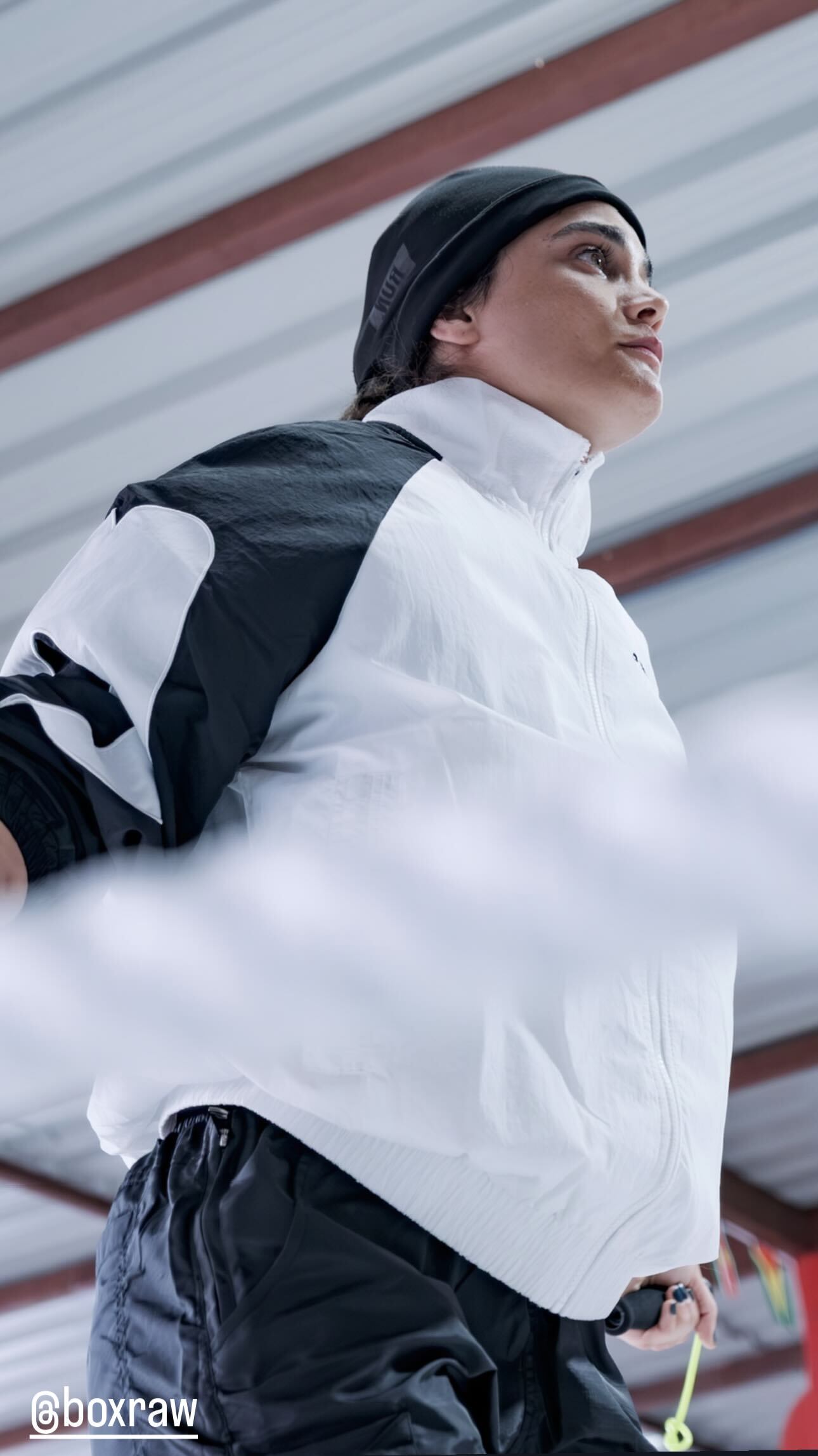 تینا آخوندتبار