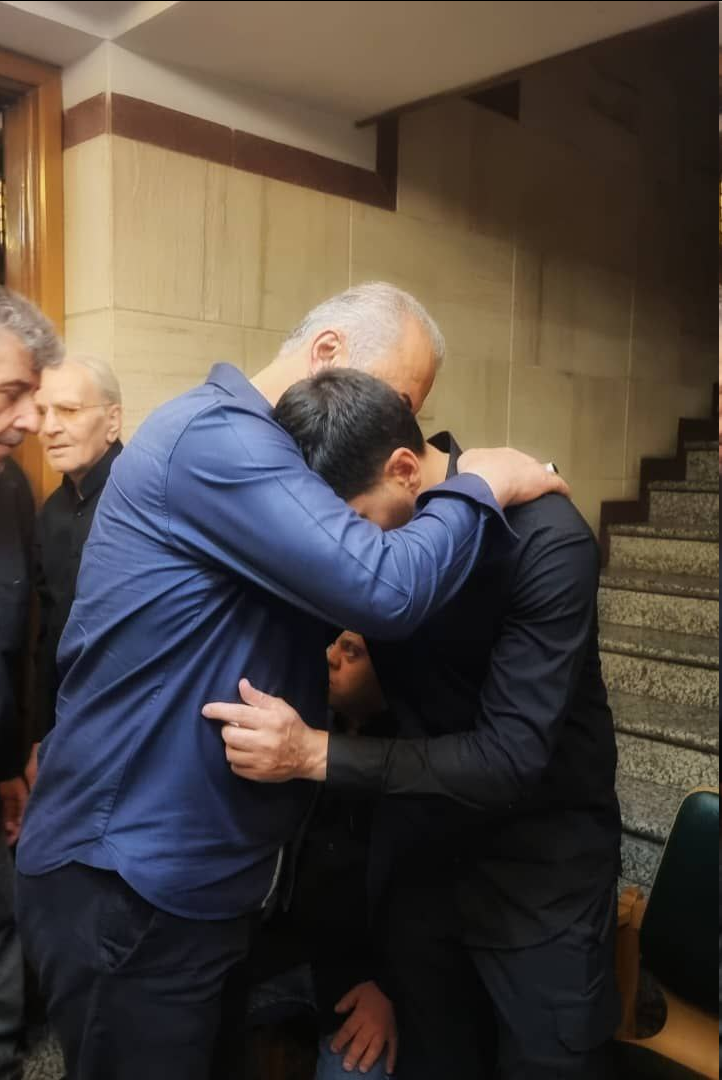 عکس/ حضور چهره‌های ورزشی در مراسم ختم مادر کمال کامیابی‌نیا