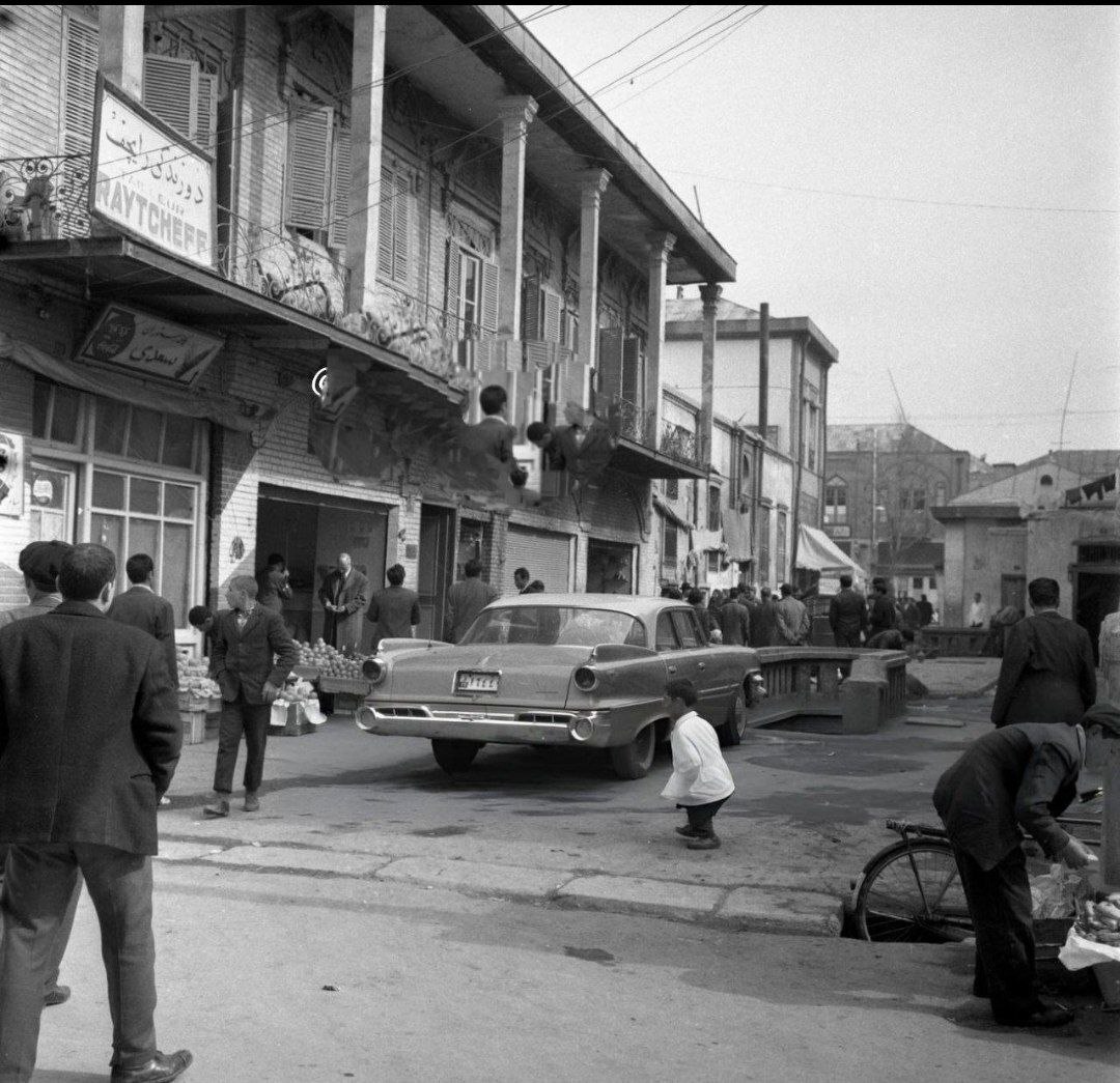 خیابان لاله زار