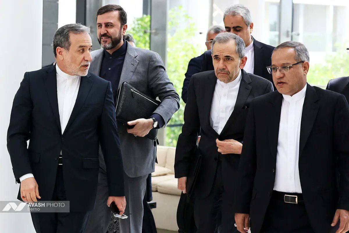 عکس/ اولین تصویر از مذاکرات ایران و آمریکا در مسقط