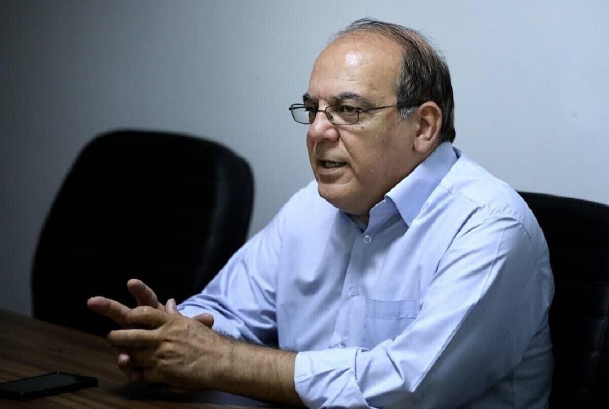 اعتراض شدید عباس عبدی به مجلس اصولگرا