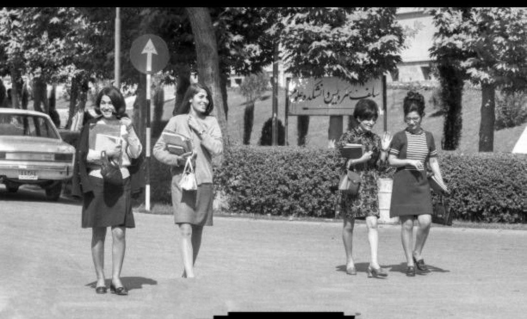 دوره دوم پهلوی