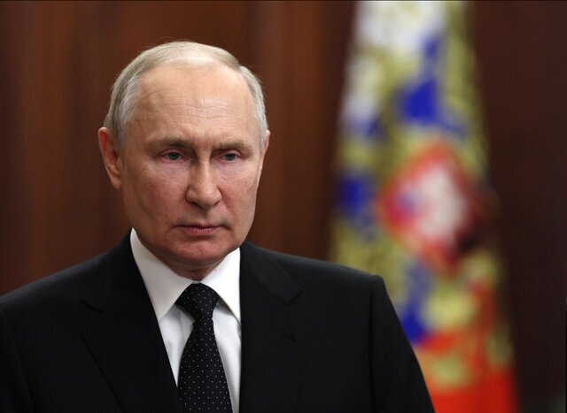 دستور پوتین برای اعزام تیمهای امدادی به ایران دستور پوتین برای اعزام تیمهای امدادی به ایران