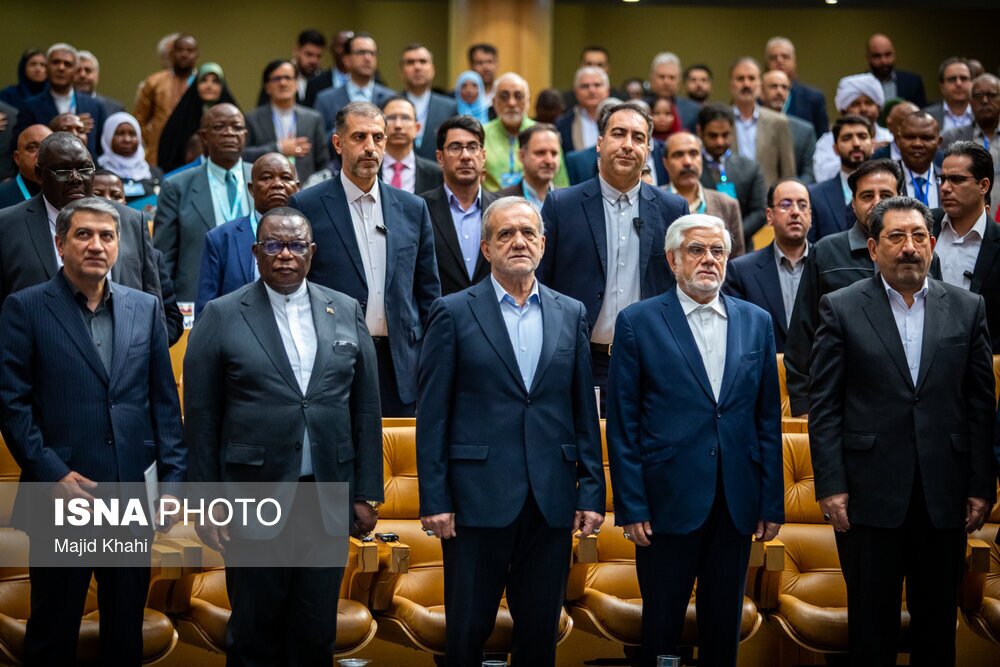 عکس/ ادای احترام مقام خارجی به مسعود پزشکیان