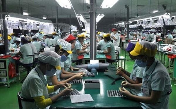 تعرفه های آمریکا چه تاثیری روی قیمت لپ تاپ دارد؟