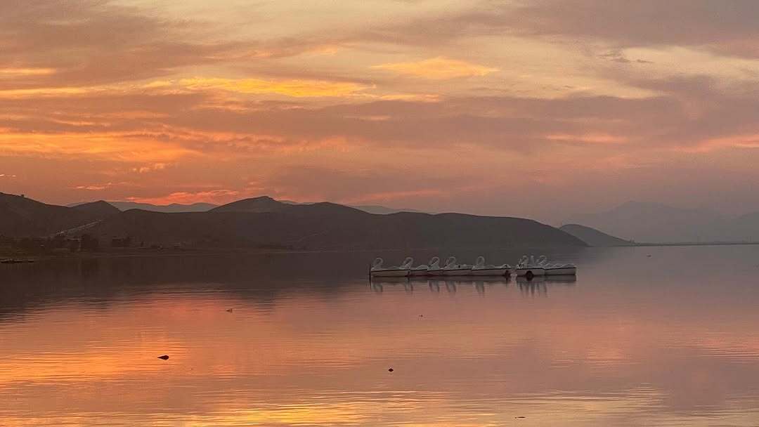 مهراب قاسم‌خانی و خانواده‌اش