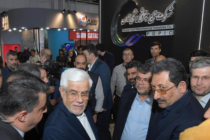 بازدید محمدرضا عارف از غرفه هلدینگ خلیج فارس در اکسپو ۲۰۲۵ بازدید محمدرضا عارف از غرفه هلدینگ خلیج فارس در اکسپو ۲۰۲۵