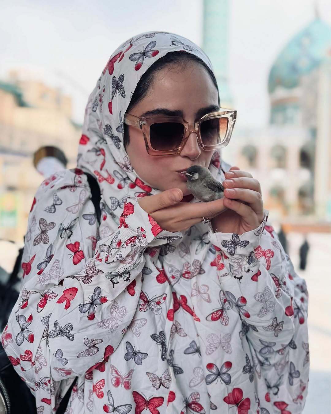 بازیگر سریال هیولا