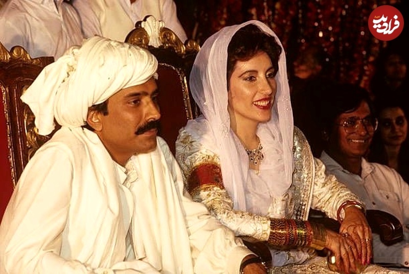بی‌نظیر بوتو در کنار همسرش