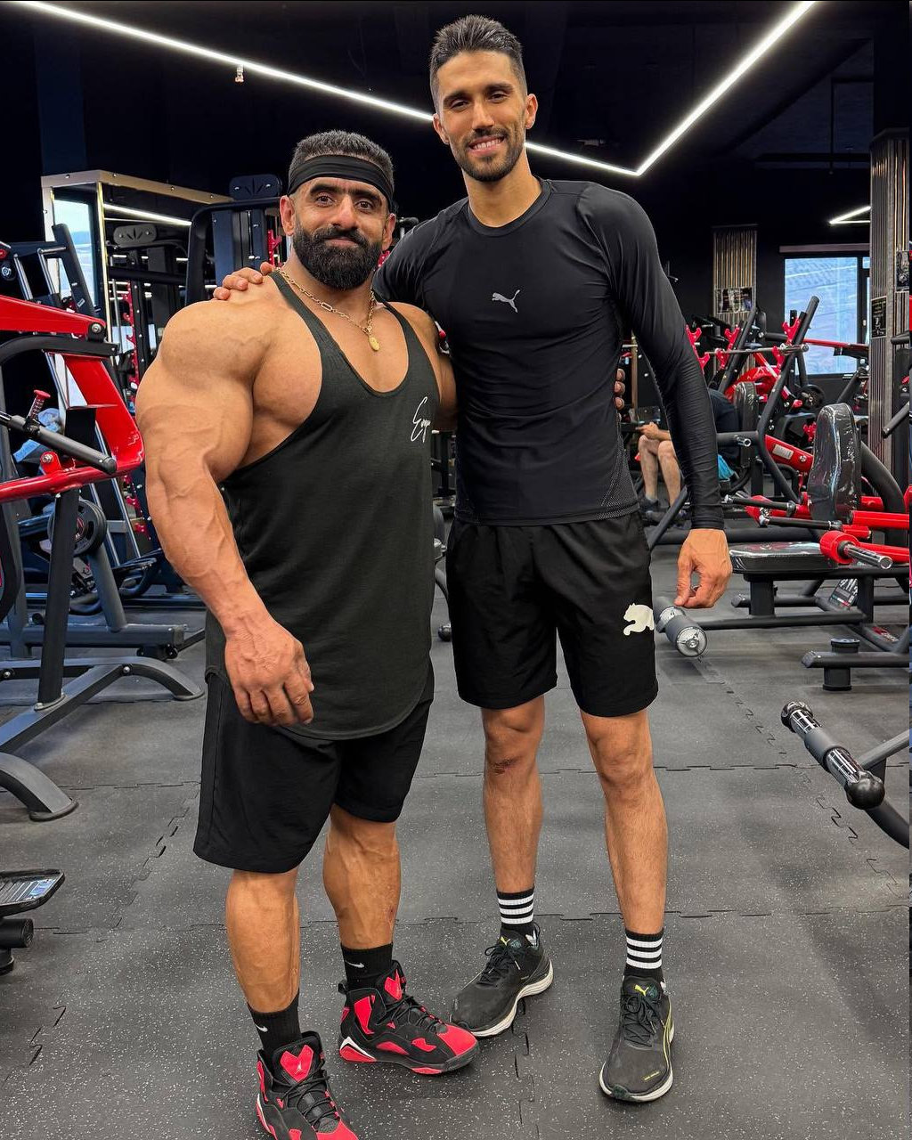 تمرین بدنسازی کاپیتان استقلال با گرگ ایرانی