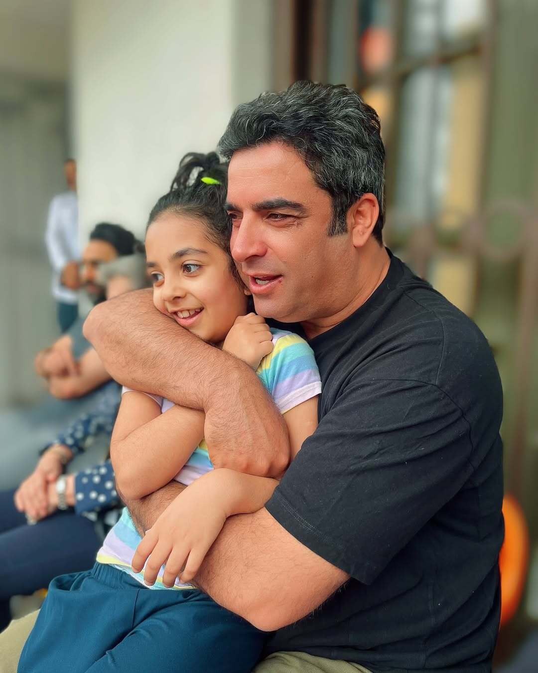 قاب عاشقانه منوچهر هادی