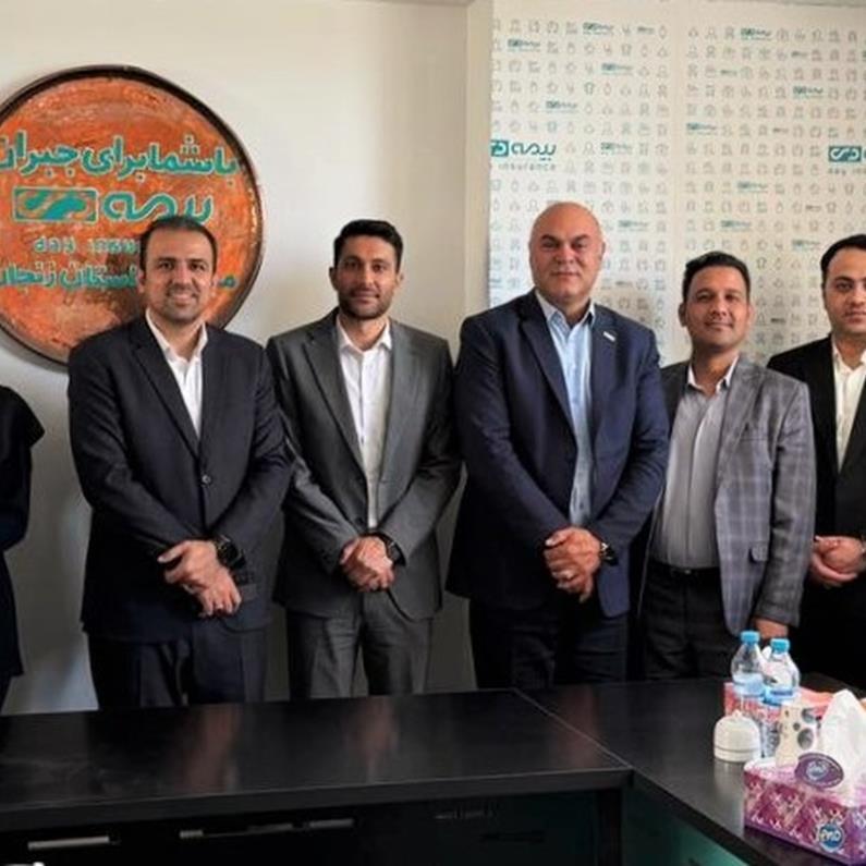 برگزاری کارگاه تخصصی «تحول دیجیتال و هوش مصنوعی» بیمه دی در زنجان برگزاری کارگاه تخصصی «تحول دیجیتال و هوش مصنوعی» بیمه دی در زنجان