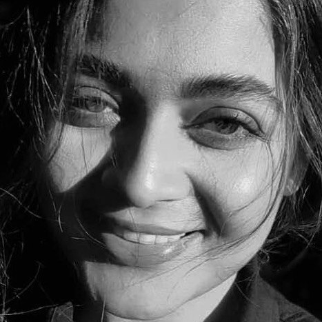 بازیگر زیبای سریال مانکن