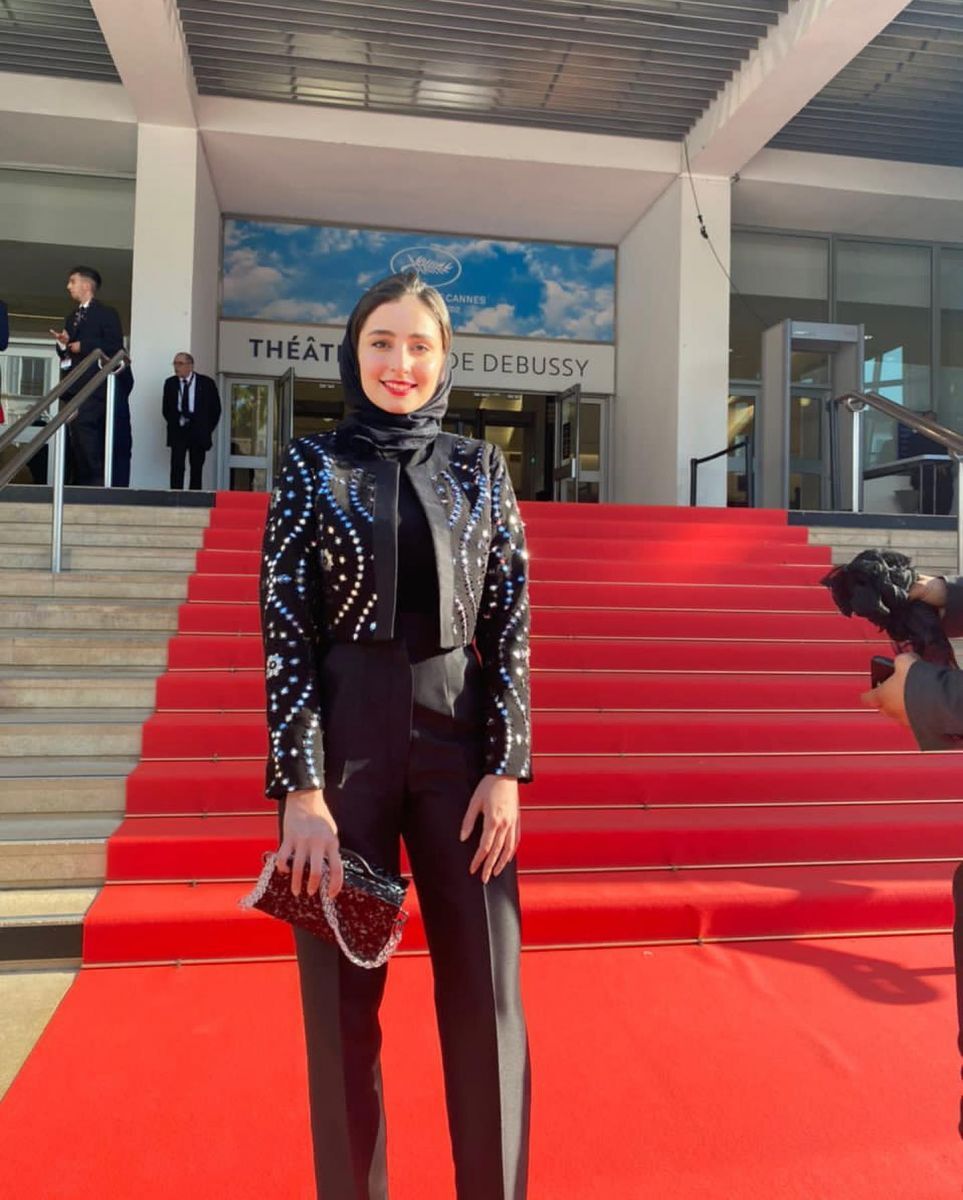 بیوگرافی سها نیاستی