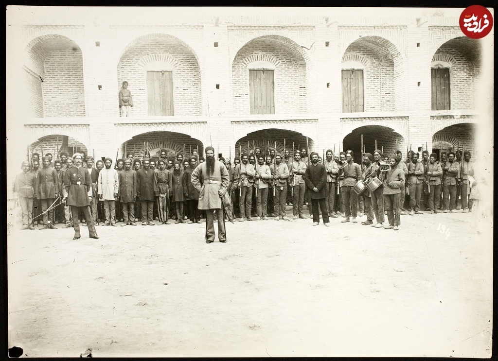 شکل و شمایل سربازان عهد قاجار