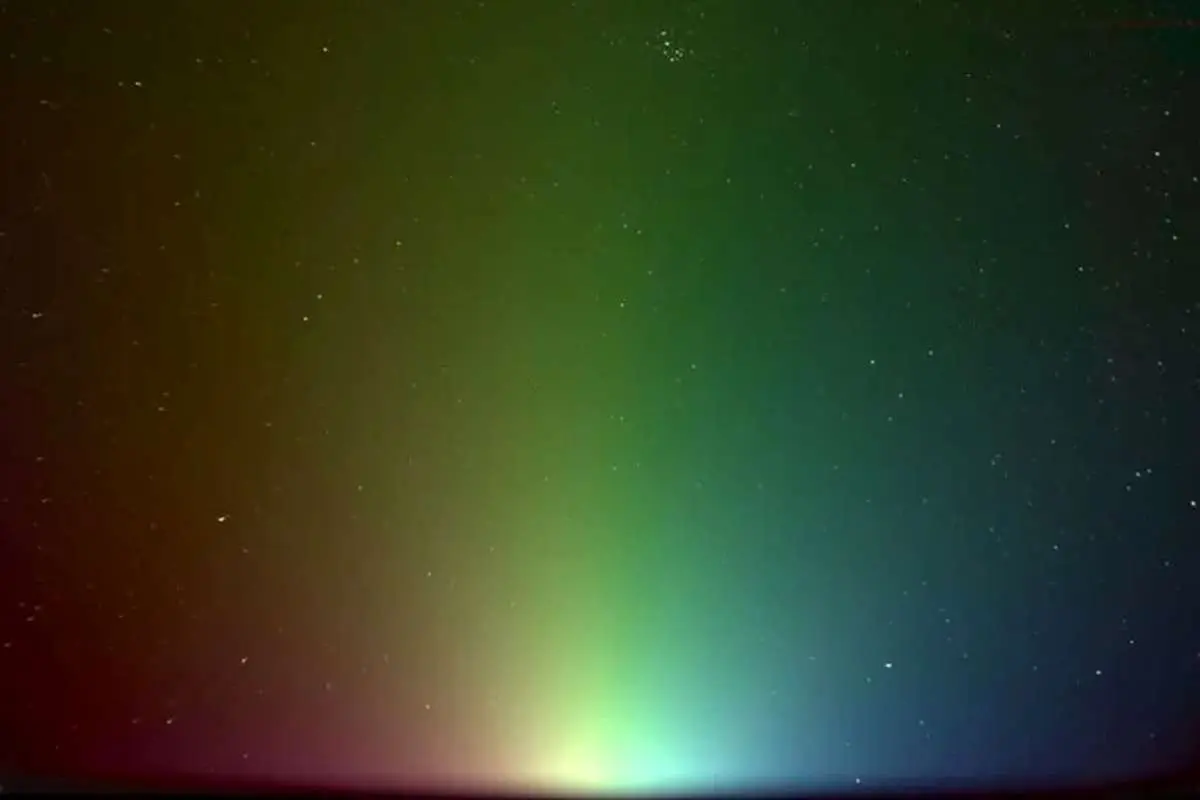 رنگین کمان در فضا