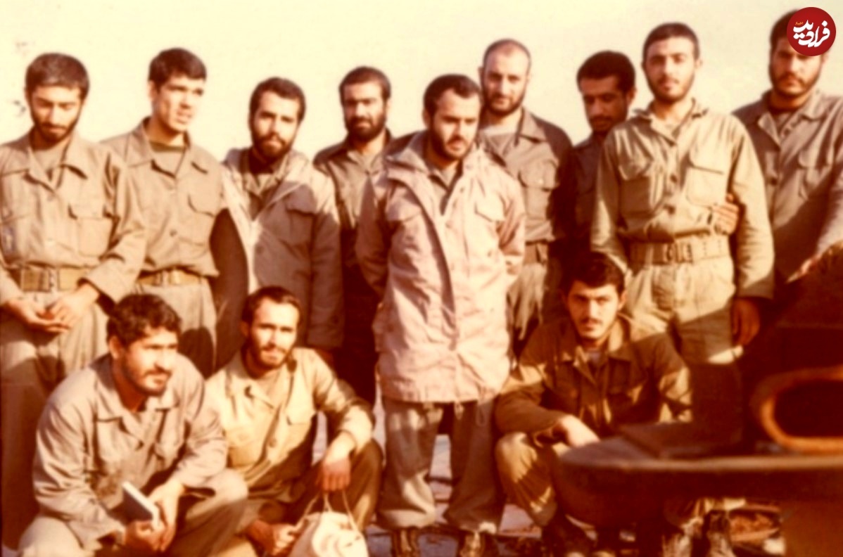 سرلشکر رشید در کنار شهید همت ۴۵ سال پیش