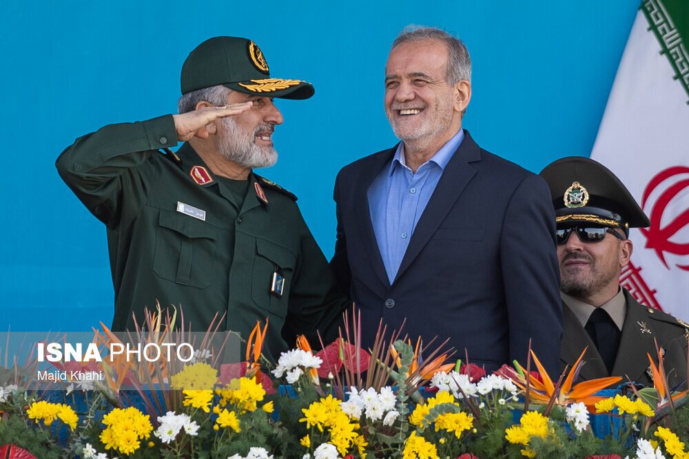 شهید حاجی زاده و پزشکیان