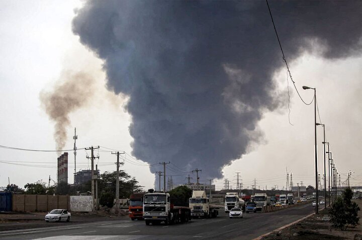 انفجار در شیراز و آتش‌سوزی در اراضی کشاورزی