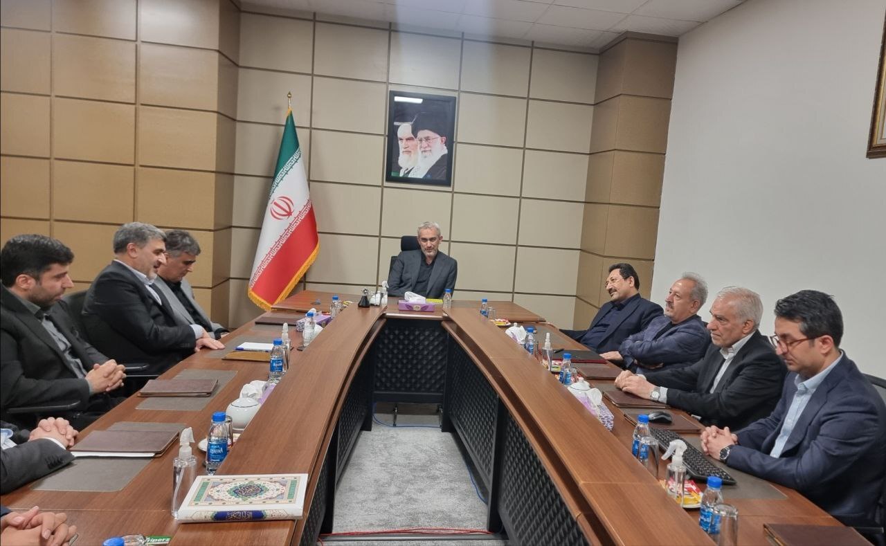 نخستین جلسه شورای‌عالی