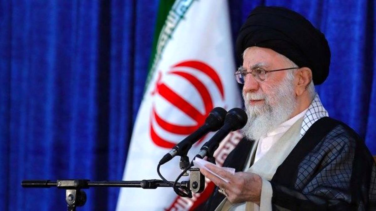 رهبر انقلاب