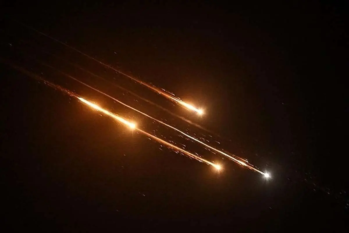 پرتاب موشک‌های ایران