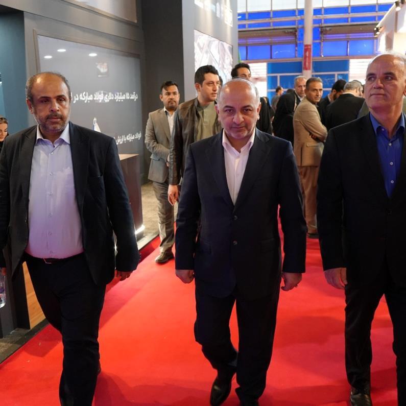 حضور فعال بیمه دی در نمایشگاه بورس، بانک و بیمه در مشهد