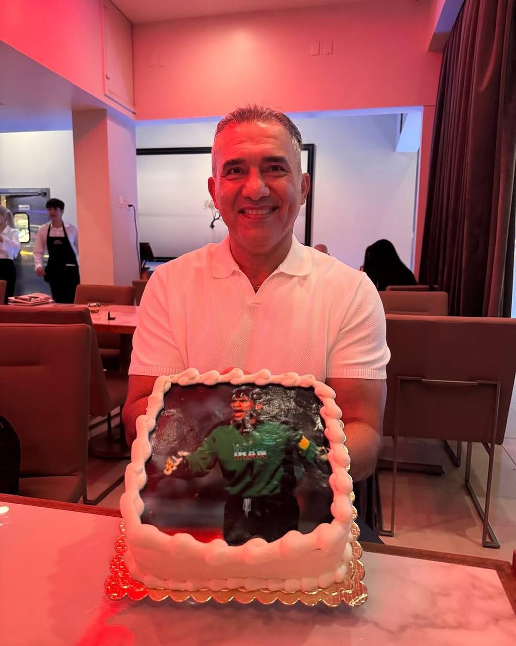 کیک تولد احمدرضا عابدزاده