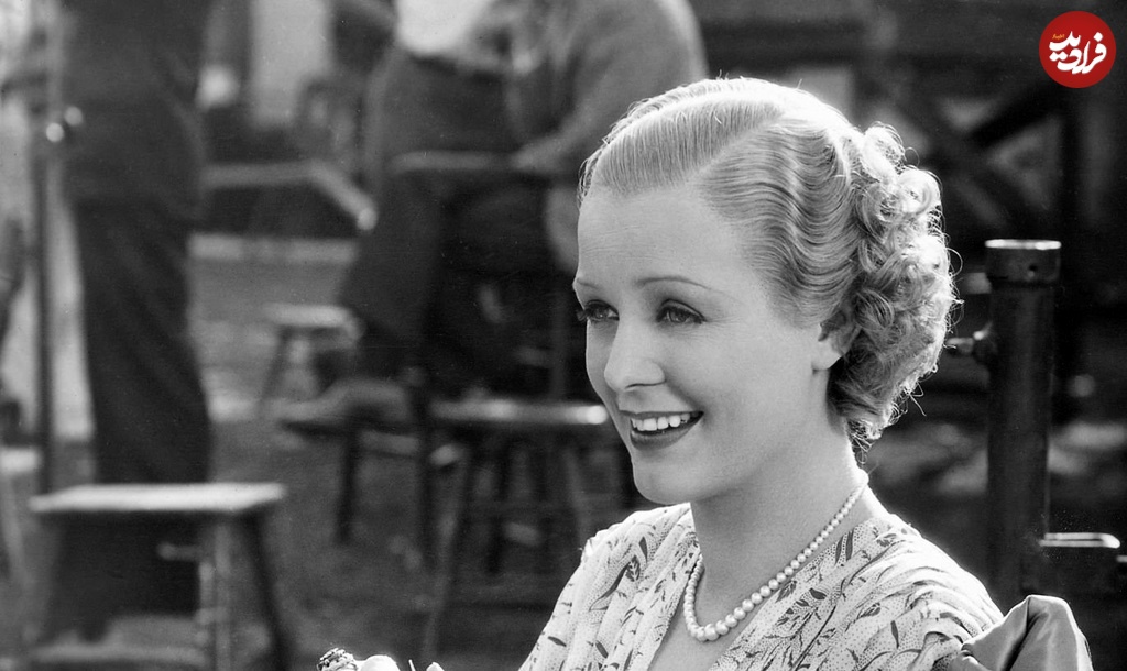 بازیگر نقش پیری رز