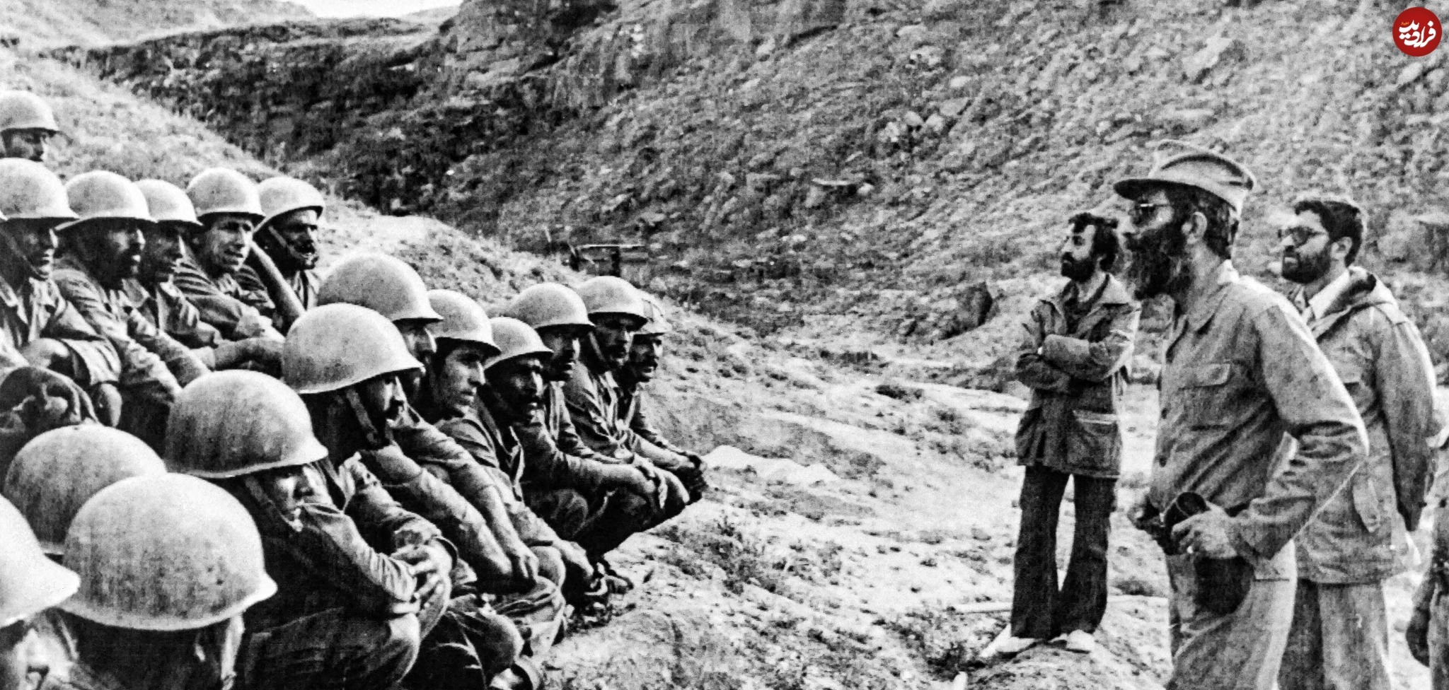 رهبر انقلاب در جبهه