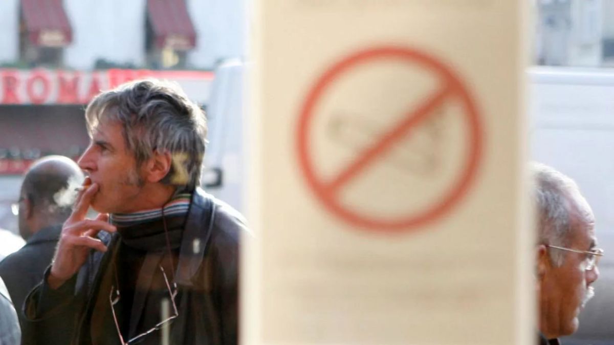 اجرای ممنوعیت سیگار در فرانسه