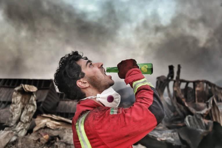 آتش‌نشان در حمله به تهران