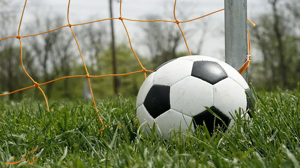 لغو مسابقات فوتبال