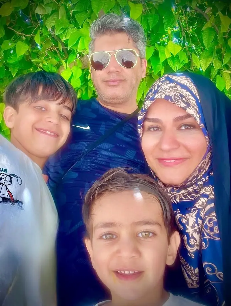 سحر امامی با همسر و فرزندانش