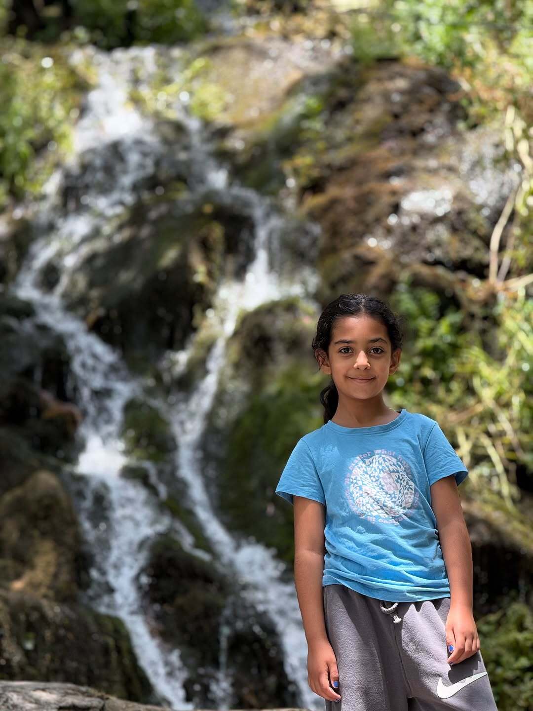 ژست‌های خاص و زیبای دختر منوچهر هادی