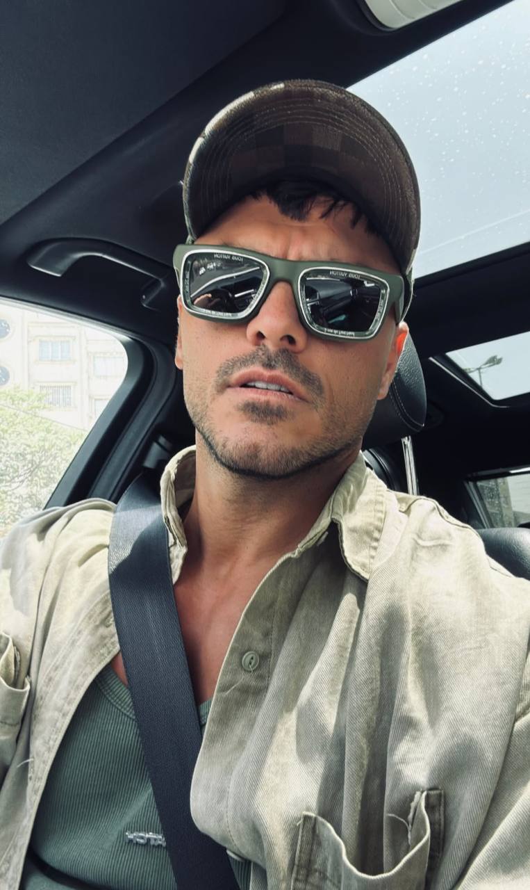 عینک سوپرلاکچری آرمین زارعی