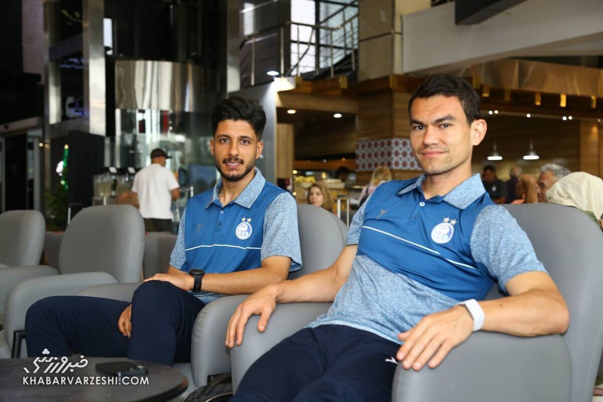 رستم آشورماتوف