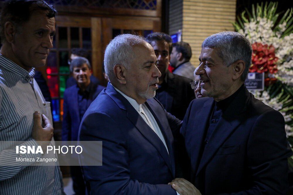 یادبود حسین طیب‌نیا