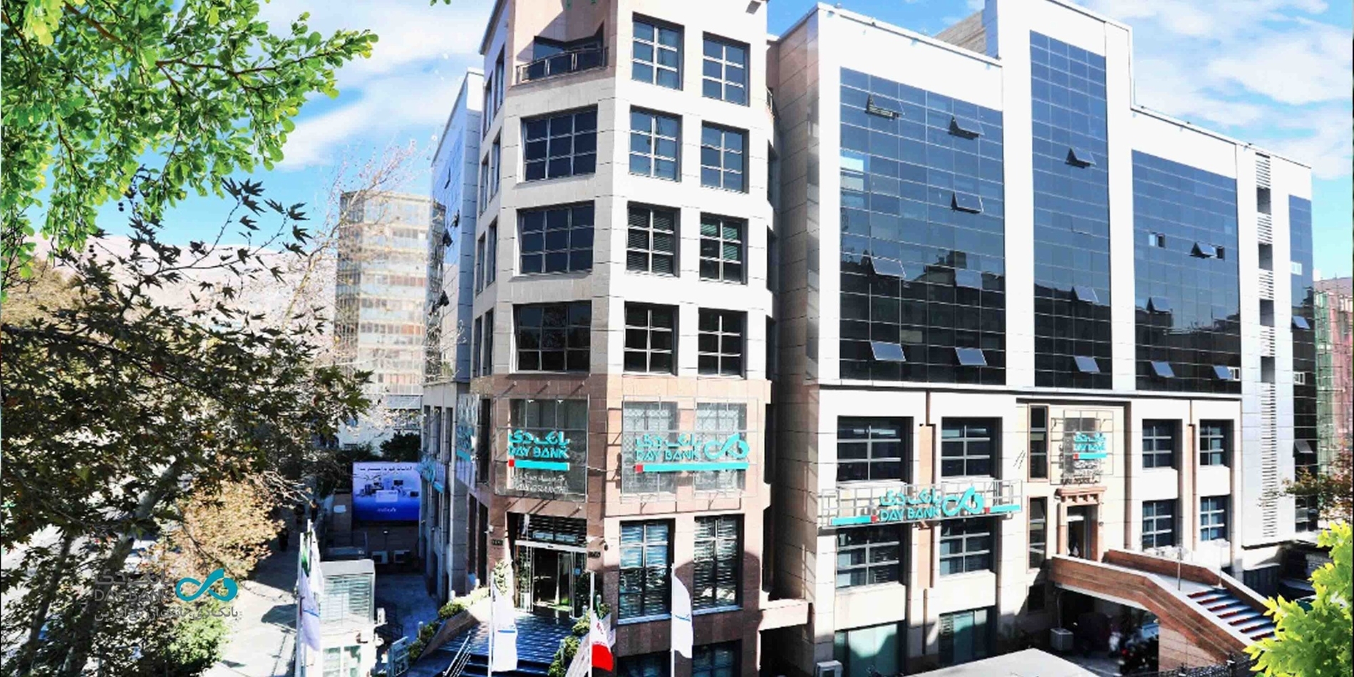 شفافسازی «بانک دی» درباره تسهیلات به گروه گلرنگ شفافسازی «بانک دی» درباره تسهیلات به گروه گلرنگ