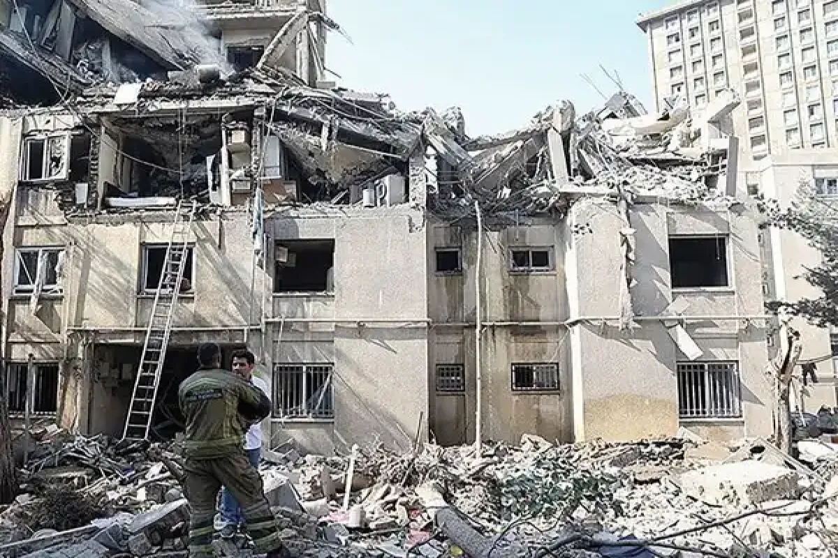 بازسازی خانه‌های آسیب‌دیده