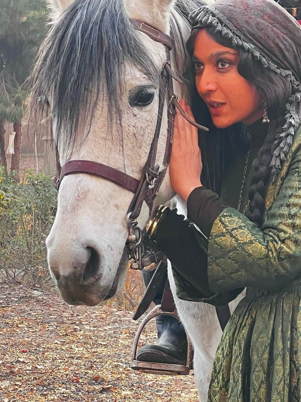 ژست زیبای سیمین شکارگاه