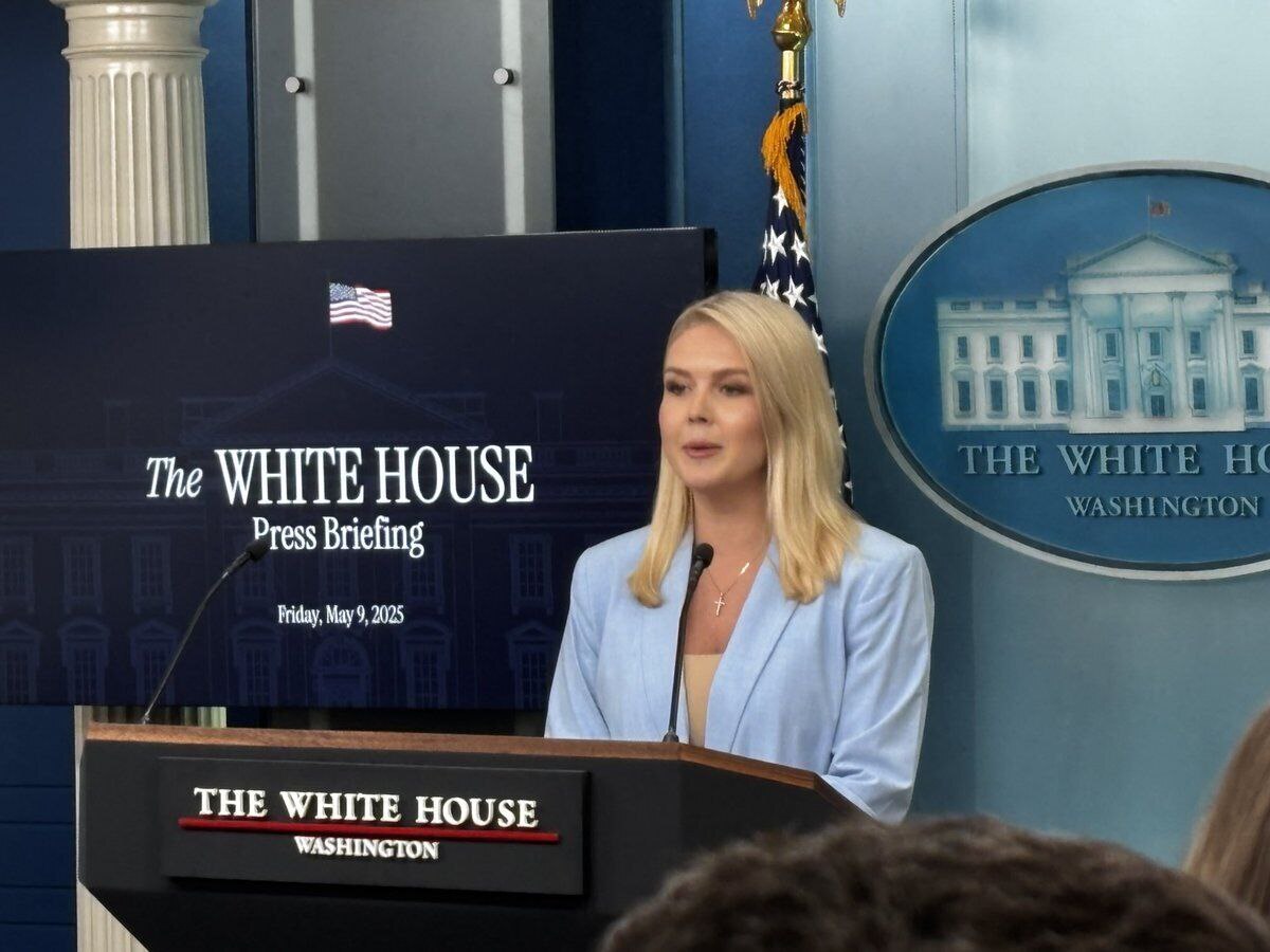 کارولین لویت