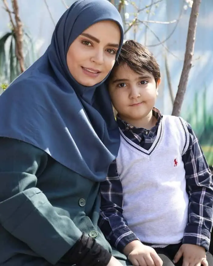 سپیده خداوردی و پسرش