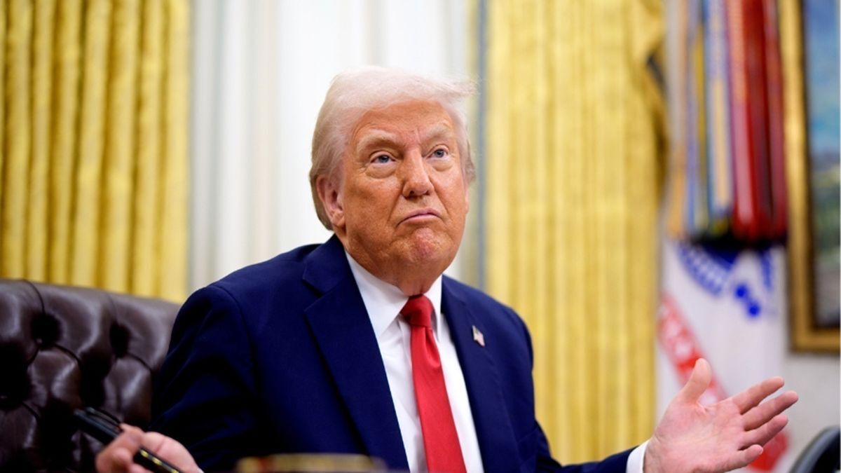 به تعویق انداخت