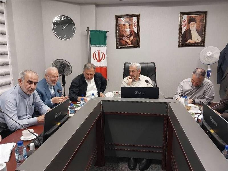 تقویت تاب‌آوری نظام اقتصادی با بازبینی زیرساخت‌ها/ هماهنگی دولت و مجلس برای تدوین سیاست‌های اقتصادی جدید