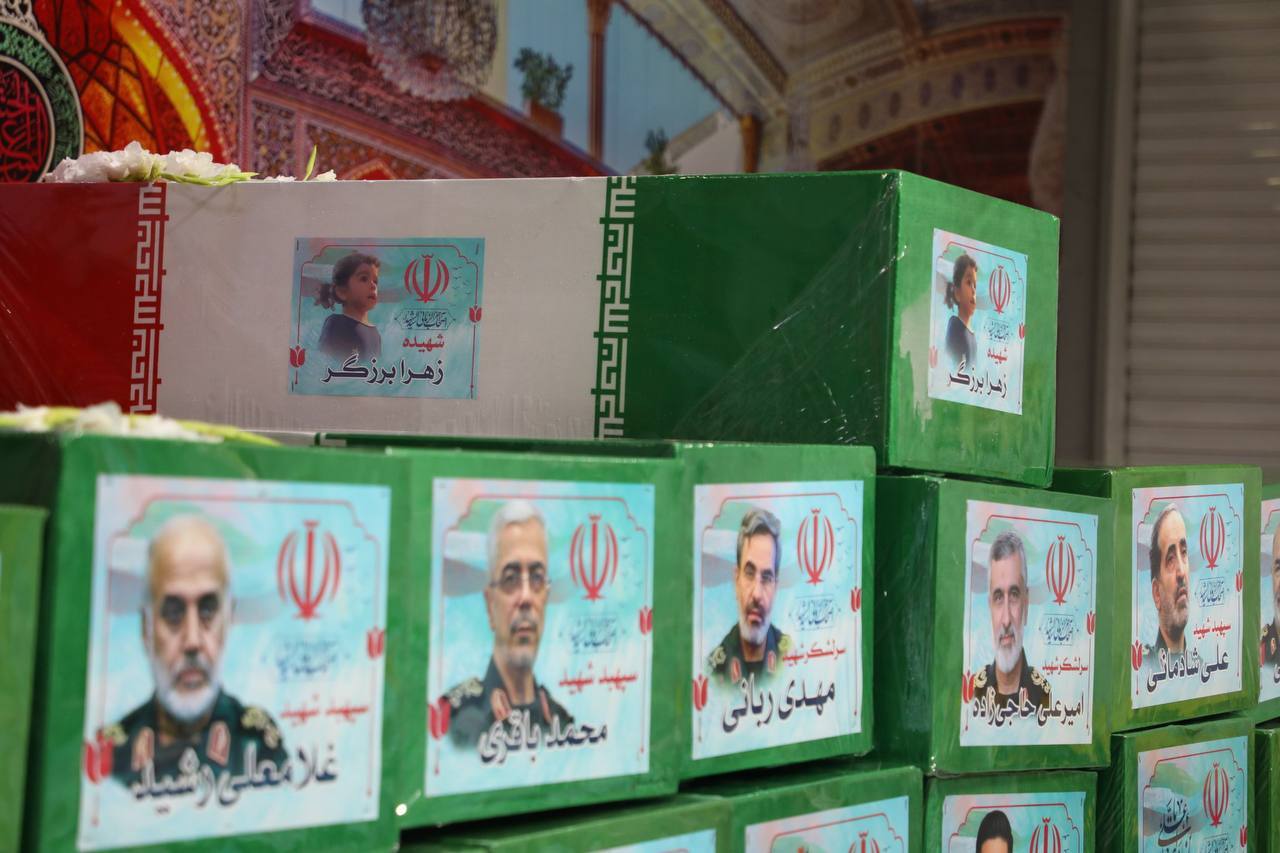 تشییع پیکر شهیدان